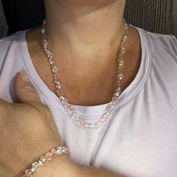 Handmade Pink and Clear Necklace and Bracelet Set - Picture 5 of 7